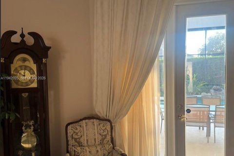 Villa ou maison à vendre à Orlando, Floride: 5 chambres, 341.88 m2 № 1999036 - photo 13