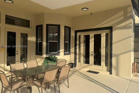 Villa ou maison à vendre à Orlando, Floride: 5 chambres, 341.88 m2 № 1999036 - photo 6