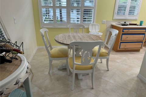 Condominio en venta en Stuart, Florida, 2 dormitorios, 92.16 m2 № 2054928 - foto 4