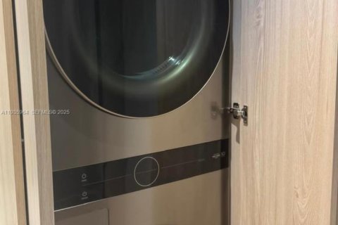 Copropriété à vendre à Bal Harbour, Floride: 2 chambres, 98.1 m2 № 2059801 - photo 16