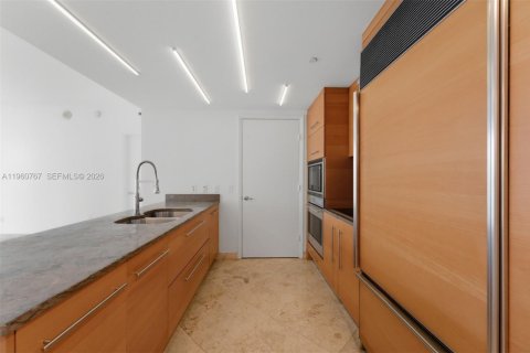 Купить кондоминиум в Майами, Флорида 2 спальни, 94.02м2, № 2025864 - фото 4