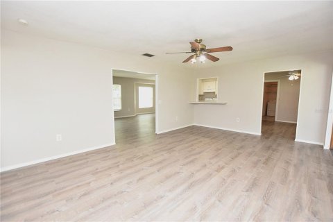 Casa en alquiler en Lakeland, Florida, 3 dormitorios, 158.68 m2 № 1875864 - foto 12