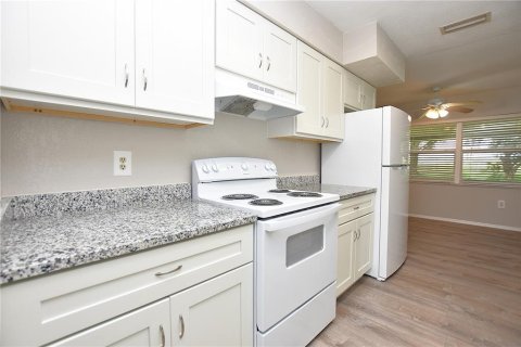 Casa en alquiler en Lakeland, Florida, 3 dormitorios, 158.68 m2 № 1875864 - foto 3