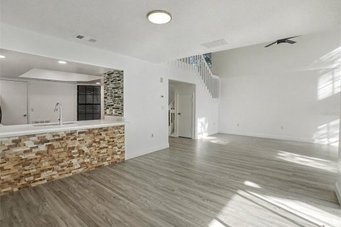 Купить виллу или дом в Апопка, Флорида 5 комнат, 188.78м2, № 2150957 - фото 17