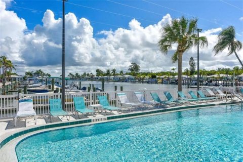 Casa en venta en Longboat Key, Florida, 2 dormitorios, 129.97 m2 № 1449469 - foto 11