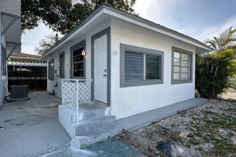 Commercial property in Miami, Florida 174.66 sq.m. № 1985065 - photo 21
