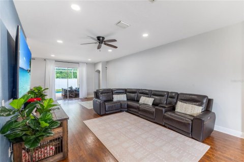 Villa ou maison à vendre à Valrico, Floride: 4 chambres, 208.66 m2 № 1773273 - photo 8