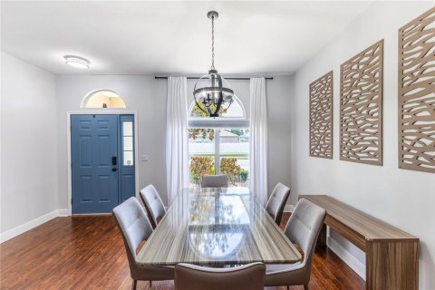 Villa ou maison à vendre à Valrico, Floride: 4 chambres, 208.66 m2 № 1773273 - photo 5