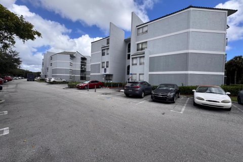 Condo in West Palm Beach, Florida, 2 bedrooms  № 2399994