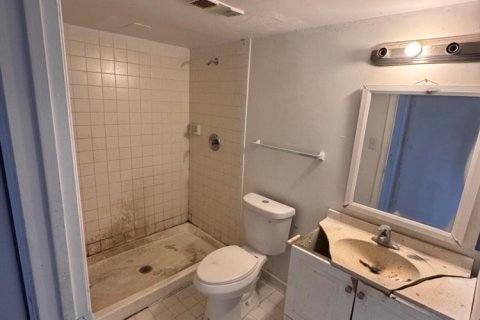 Condo in West Palm Beach, Florida, 2 bedrooms  № 2399994 - photo 5