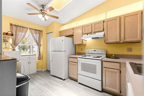 Casa en venta en Ocala, Florida, 2 dormitorios, 101.26 m2 № 2200444 - foto 4