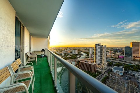 Condo à Miami, Floride, 2 chambres  № 2439375