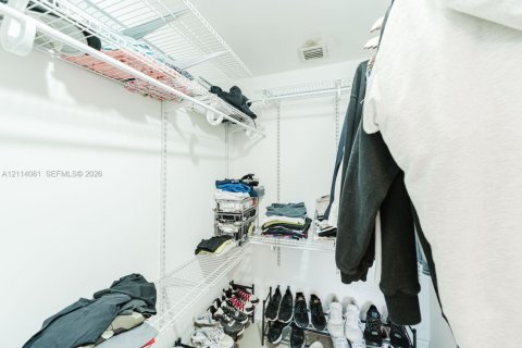 Copropriété à louer à Miami, Floride: 2 chambres, 109.53 m2 № 2439375 - photo 26