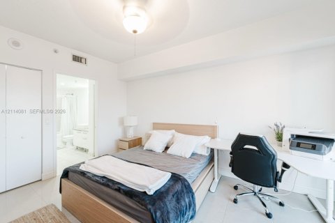 Copropriété à louer à Miami, Floride: 2 chambres, 109.53 m2 № 2439375 - photo 16
