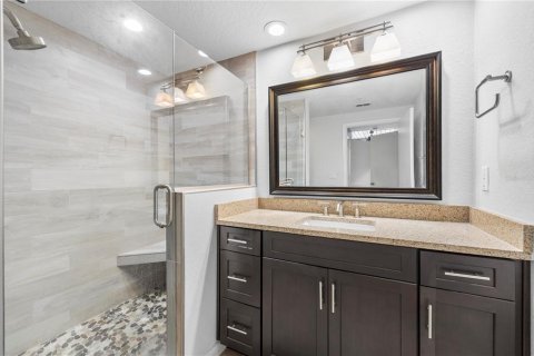 Condo in Tampa, Florida, 2 bedrooms  № 2334245 - photo 17