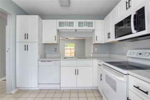 Adosado en alquiler en Orlando, Florida, 2 dormitorios, 113.99 m2 № 1901794 - foto 5