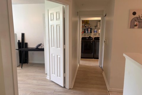 Condominio en alquiler en Wellington, Florida, 3 dormitorios, 137.4 m2 № 2087286 - foto 7