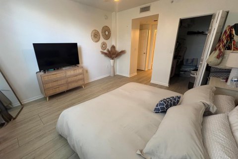 Condominio en alquiler en Wellington, Florida, 3 dormitorios, 137.4 m2 № 2087286 - foto 17