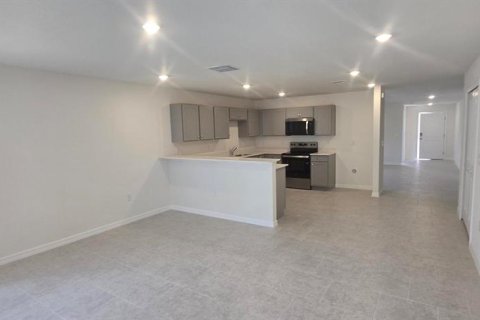 Casa en venta en Poinciana, Florida, 4 dormitorios, 195.47 m2 № 2377452 - foto 7