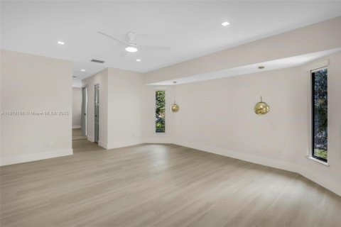 Villa ou maison à vendre à Port Charlotte, Floride: 4 chambres, 235.97 m2 № 1921297 - photo 25