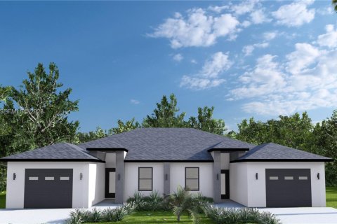 Commercial property in Cape Coral, Florida 222.97 sq.m. № 2009697