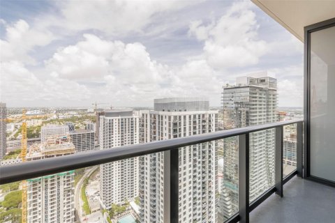 Condo in Miami, Florida, 1 bedroom № 2178540 - photo 24