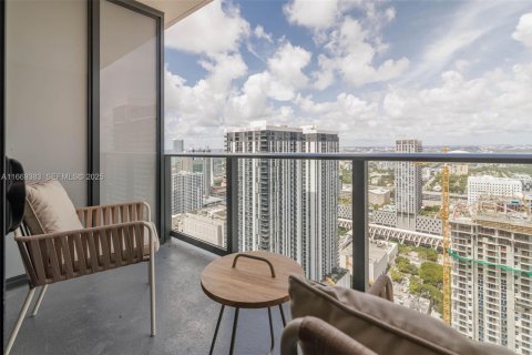 Condo in Miami, Florida, 1 bedroom № 2178540 - photo 25