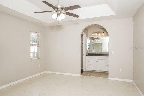 Villa ou maison à louer à North Port, Floride: 3 chambres, 108.79 m2 № 2100304 - photo 9