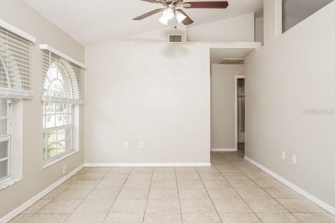 Villa ou maison à louer à North Port, Floride: 3 chambres, 108.79 m2 № 2100304 - photo 4