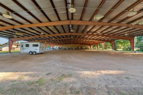 Commercial property in Tampa, Florida 141.21 sq.m. № 2318598 - photo 28
