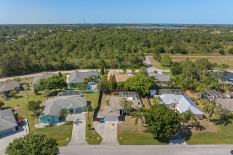 Casa en alquiler en Sebastian, Florida, 3 dormitorios, 109.81 m2 № 1182379 - foto 1