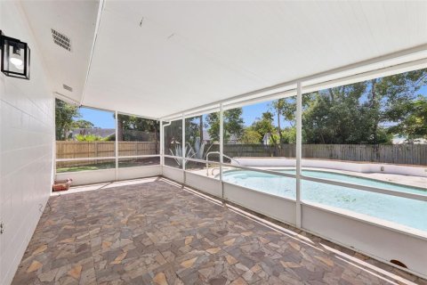 House in Casselberry, Florida 3 bedrooms, 130.99 sq.m. № 2425570 - photo 18