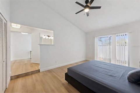 House in Casselberry, Florida 3 bedrooms, 130.99 sq.m. № 2425570 - photo 11