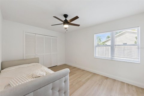 House in Casselberry, Florida 3 bedrooms, 130.99 sq.m. № 2425570 - photo 12