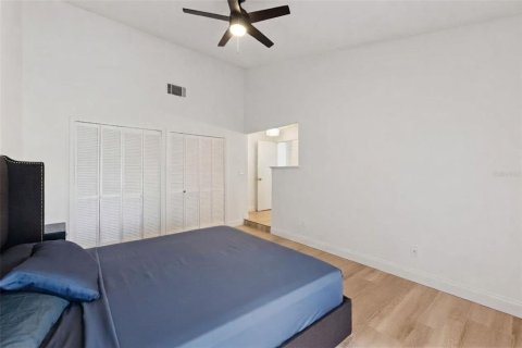 House in Casselberry, Florida 3 bedrooms, 130.99 sq.m. № 2425570 - photo 9