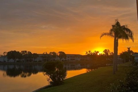 Casa en alquiler en Lake Suzy, Florida, 2 dormitorios, 101.73 m2 № 1746552 - foto 30