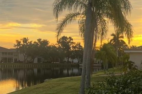 Casa en alquiler en Lake Suzy, Florida, 2 dormitorios, 101.73 m2 № 1746552 - foto 28