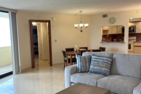 Copropriété à louer à Riviera Beach, Floride: 2 chambres, 113.25 m2 № 2397825 - photo 3