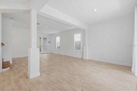Villa ou maison à vendre à Sarasota, Floride: 4 chambres, 232.16 m2 № 2310115 - photo 7