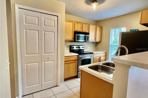 Adosado en alquiler en Tampa, Florida, 3 dormitorios, 155.15 m2 № 1829831 - foto 5