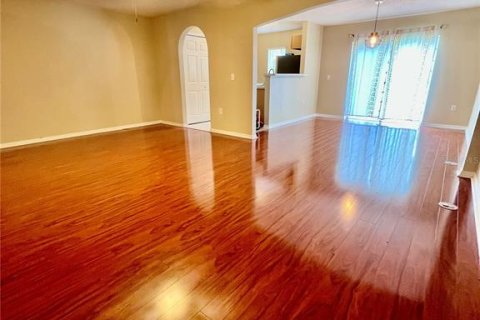 Adosado en alquiler en Tampa, Florida, 3 dormitorios, 155.15 m2 № 1829831 - foto 9