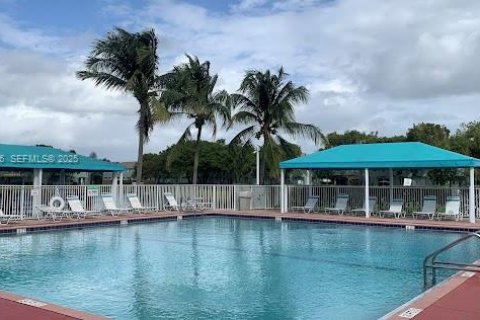 Condominio en Homestead, Florida, 3 dormitorios  № 1990139