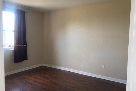 Condominio en alquiler en Homestead, Florida, 3 dormitorios, 109.81 m2 № 1990139 - foto 8