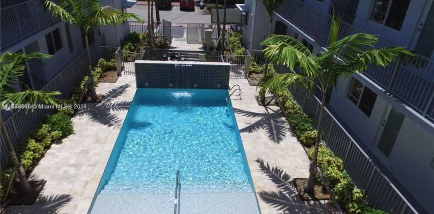 Condo in Miami Beach, Florida, 2 bedrooms № 1934604