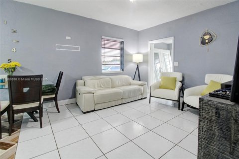 Купить виллу или дом в Хайалиа, Флорида 2 спальни, 92.07м2, № 1896531 - фото 20