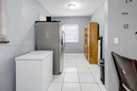 Купить виллу или дом в Хайалиа, Флорида 2 спальни, 92.07м2, № 1896531 - фото 14