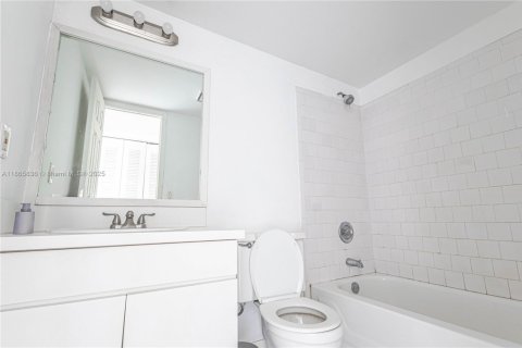 Condominio en venta en Cutler Bay, Florida, 2 dormitorios, 87.33 m2 № 1928105 - foto 15
