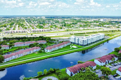 Condominio en venta en Cutler Bay, Florida, 2 dormitorios, 87.33 m2 № 1928105 - foto 29