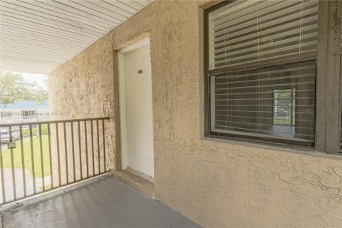 Condominio en venta en Cutler Bay, Florida, 2 dormitorios, 87.33 m2 № 1928105 - foto 22