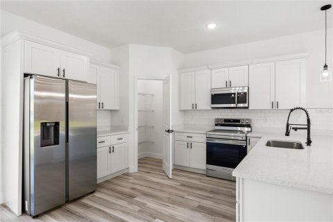 House in Ocala, Florida 4 bedrooms, 170.29 sq.m. № 1919248 - photo 10